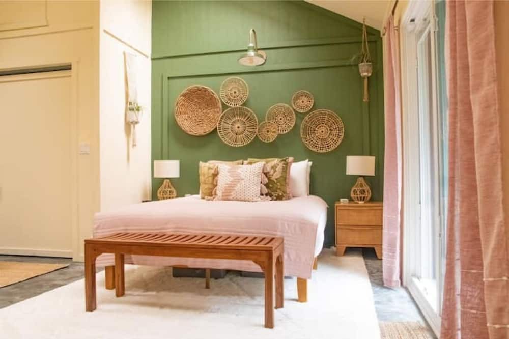 Photo of Bedroom in Royal Hawaiian Estates