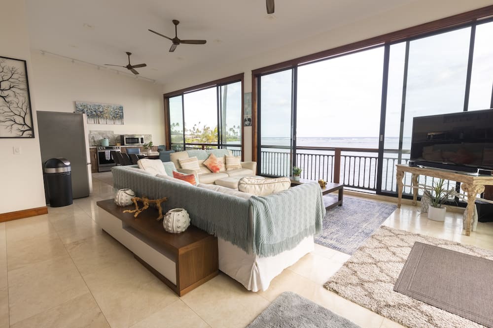Photo of Bedroom in Waialae Iki Ridge