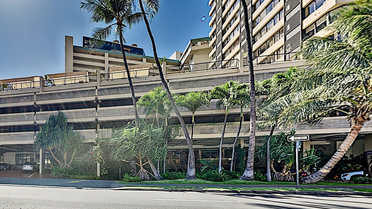 Photo of Outdoor in McCully - Moiliili