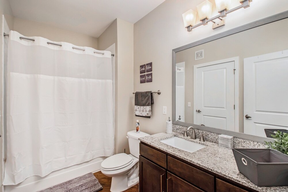 Photo of Bathroom in Smyrna