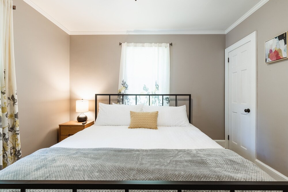 Photo of Bedroom in Greenville