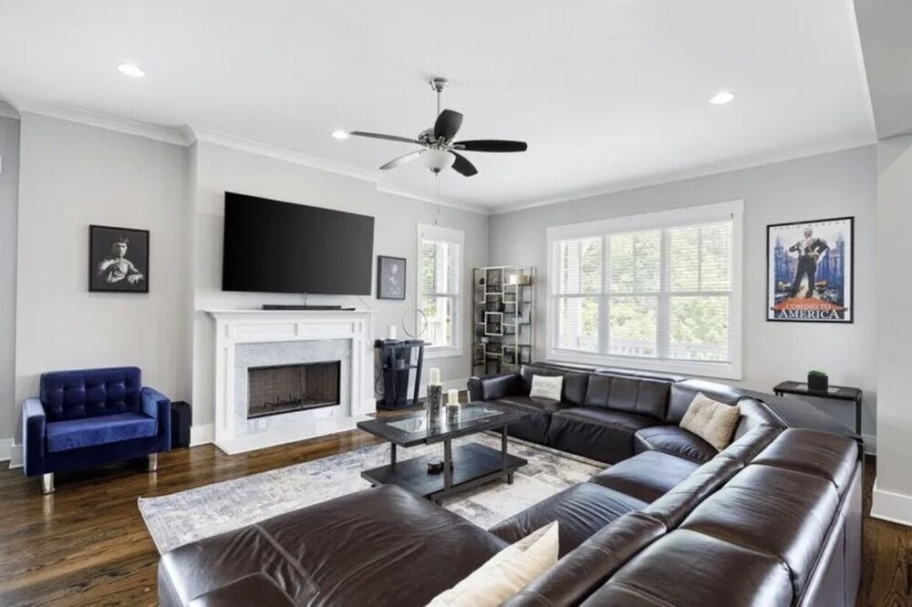 Photo of Livingroom in Westside