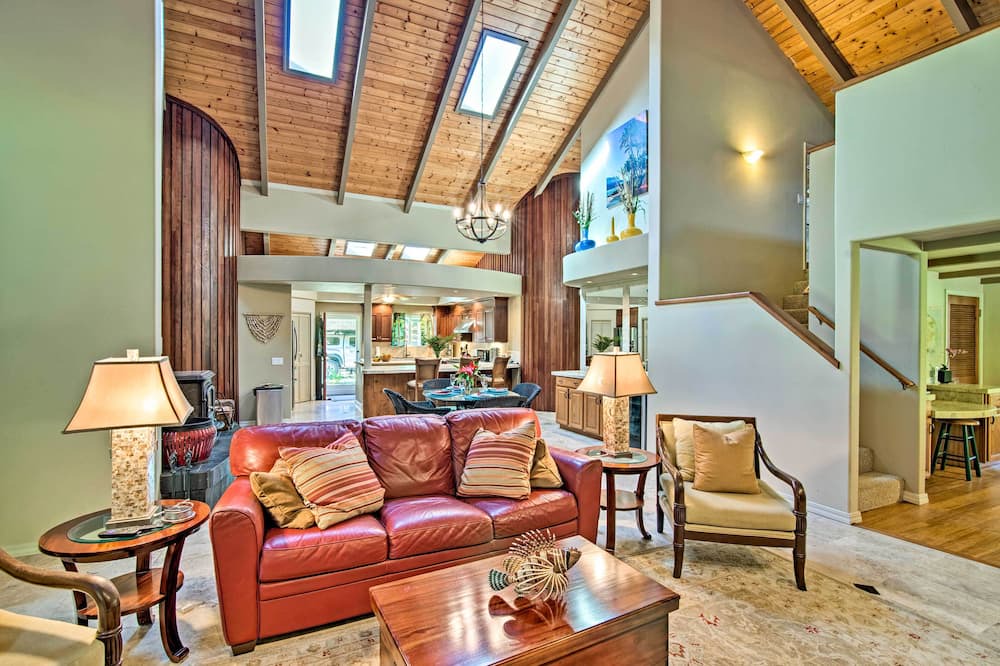 Photo of Livingroom in Honokaa