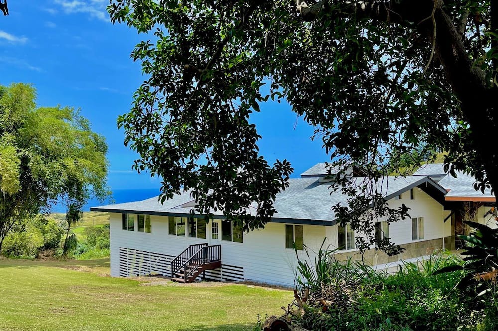 Photo of Outdoor in Naalehu