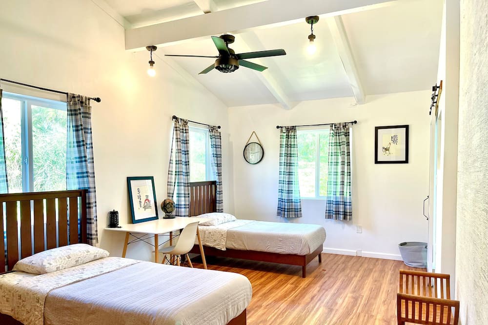 Photo of Bedroom in Naalehu
