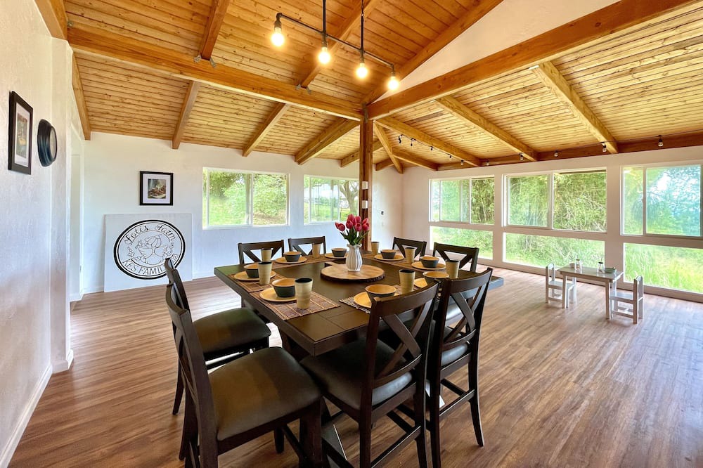 Photo of Kitchen in Naalehu