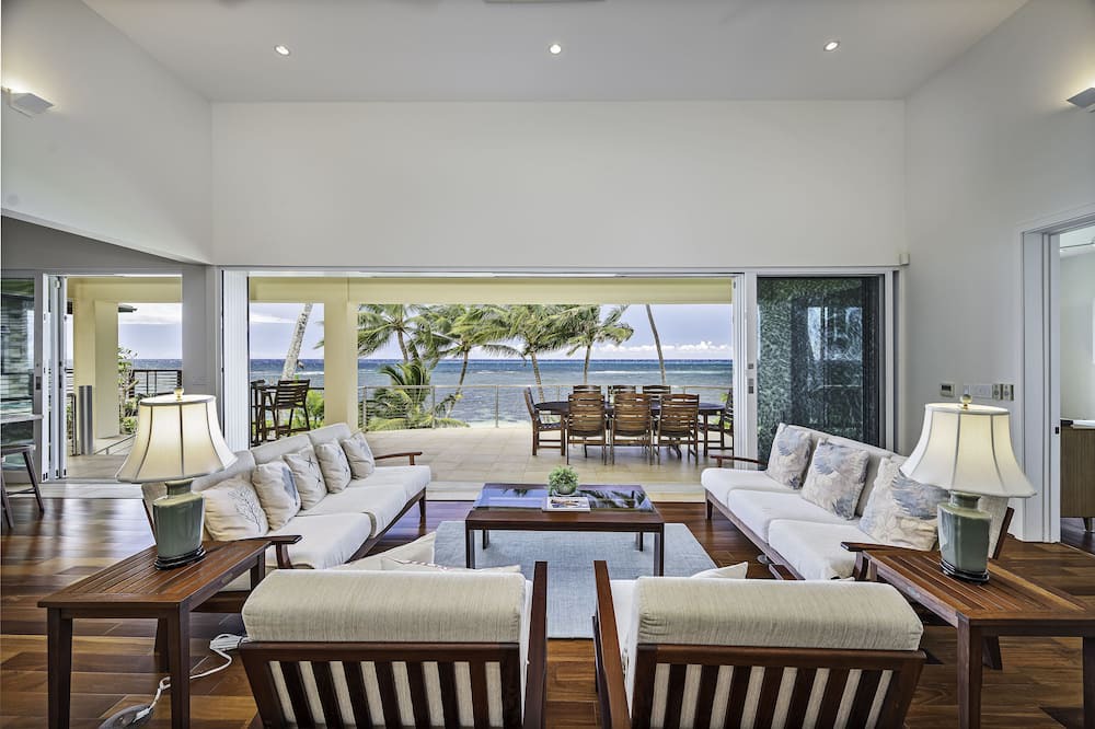 Photo of Bedroom in Mokuleia