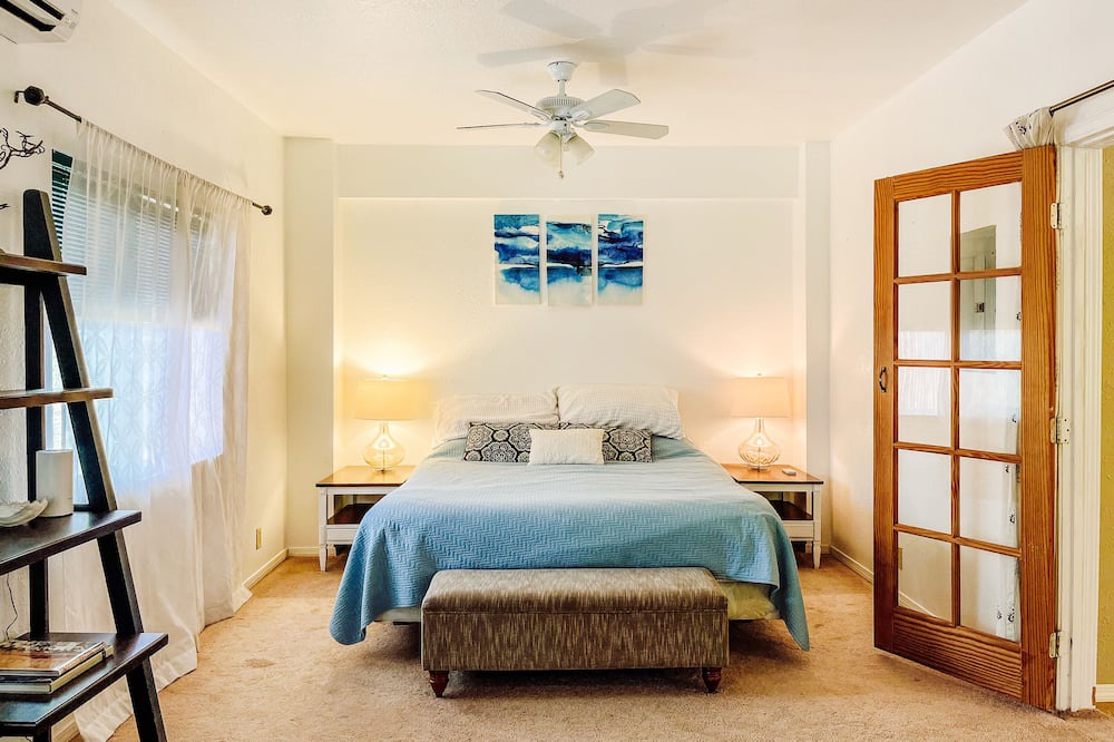 Photo of Bedroom in Mokuleia