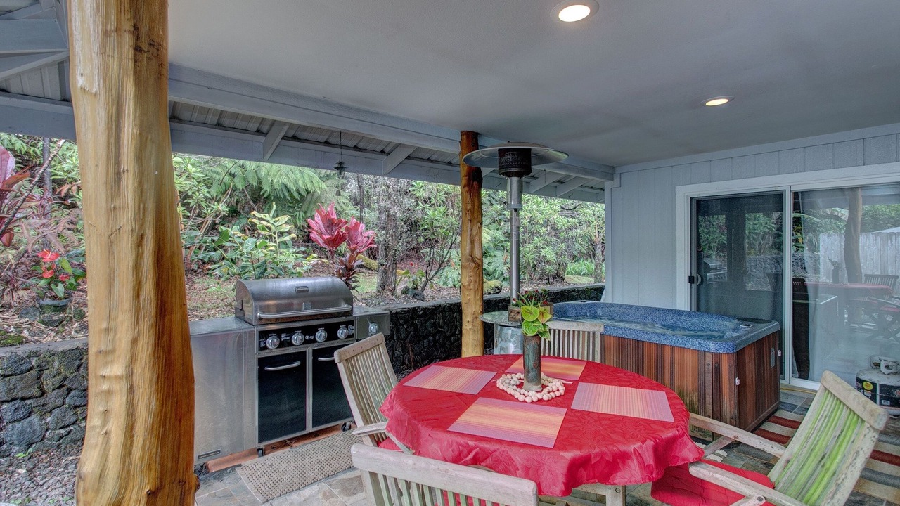 Photo of Patio Balcony in Ohia Estates