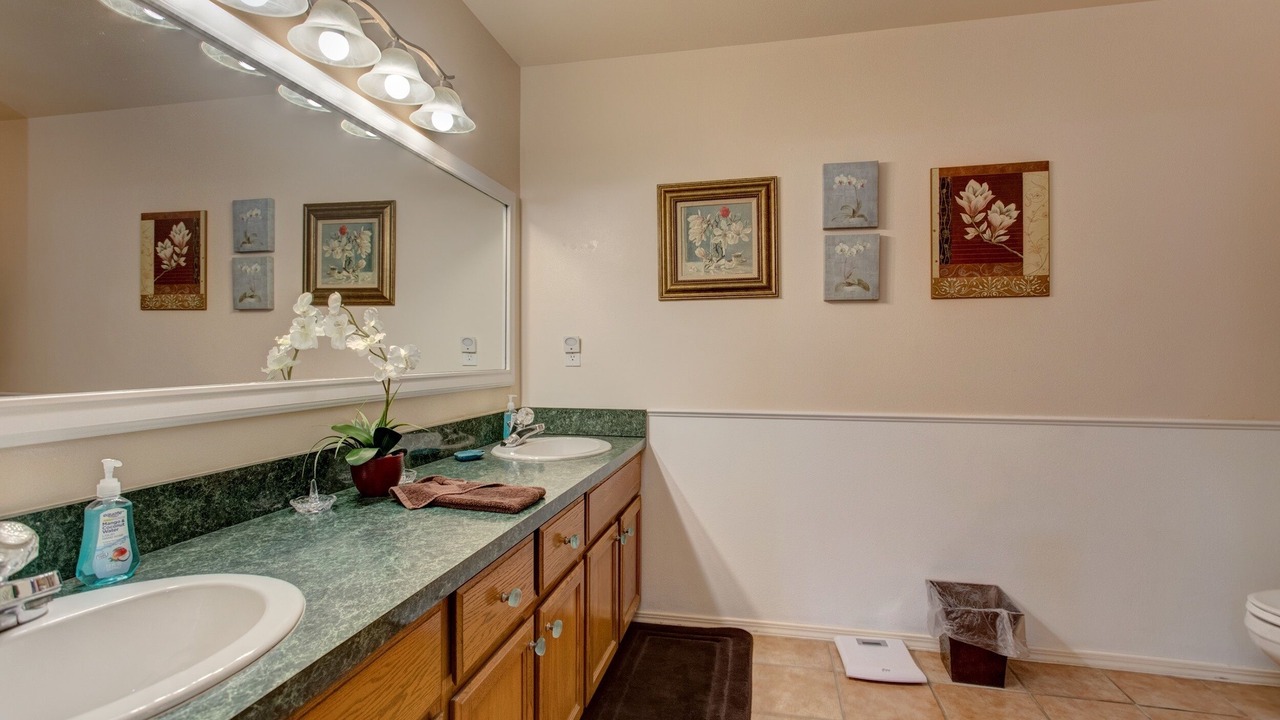 Photo of Bathroom in Keaau