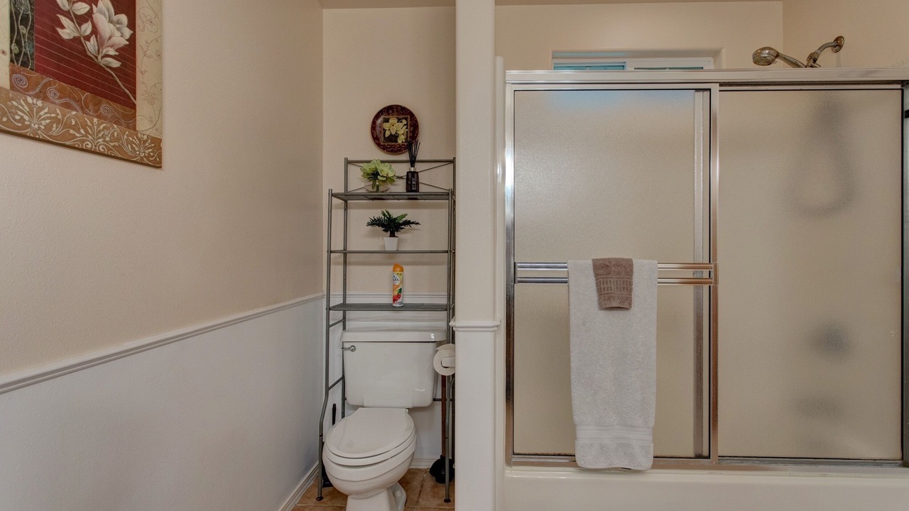 Photo of Bathroom in Keaau