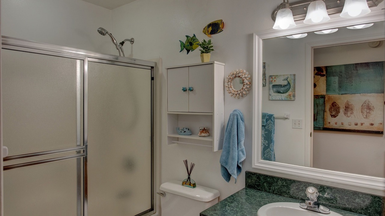 Photo of Bathroom in Keaau