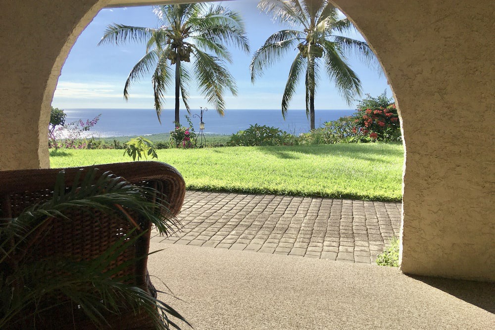 Photo of Bedroom in Honaunau-Napoopoo