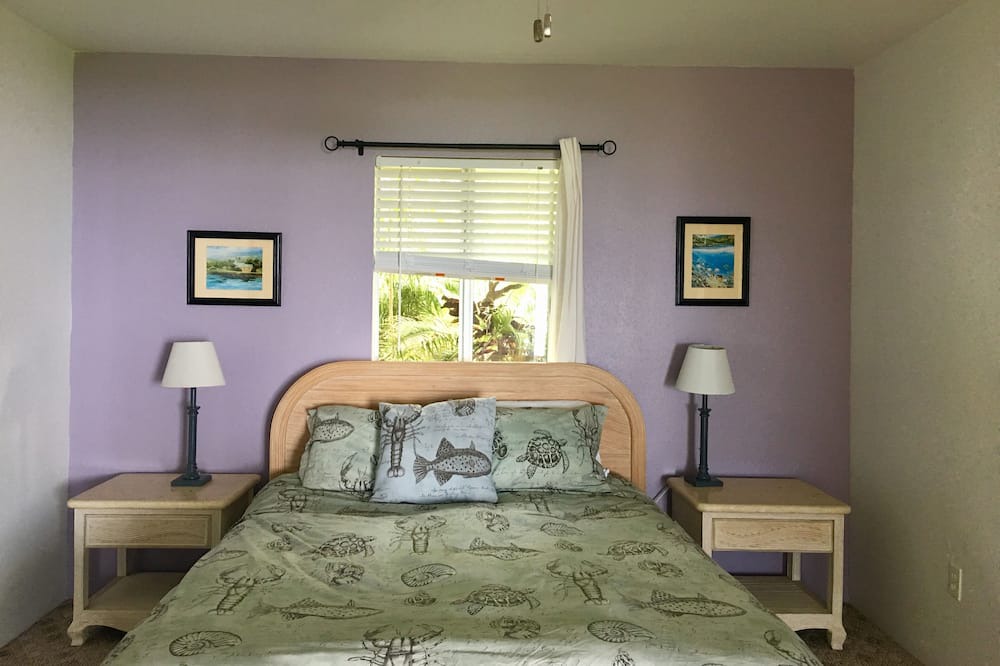 Photo of Bedroom in Honaunau-Napoopoo