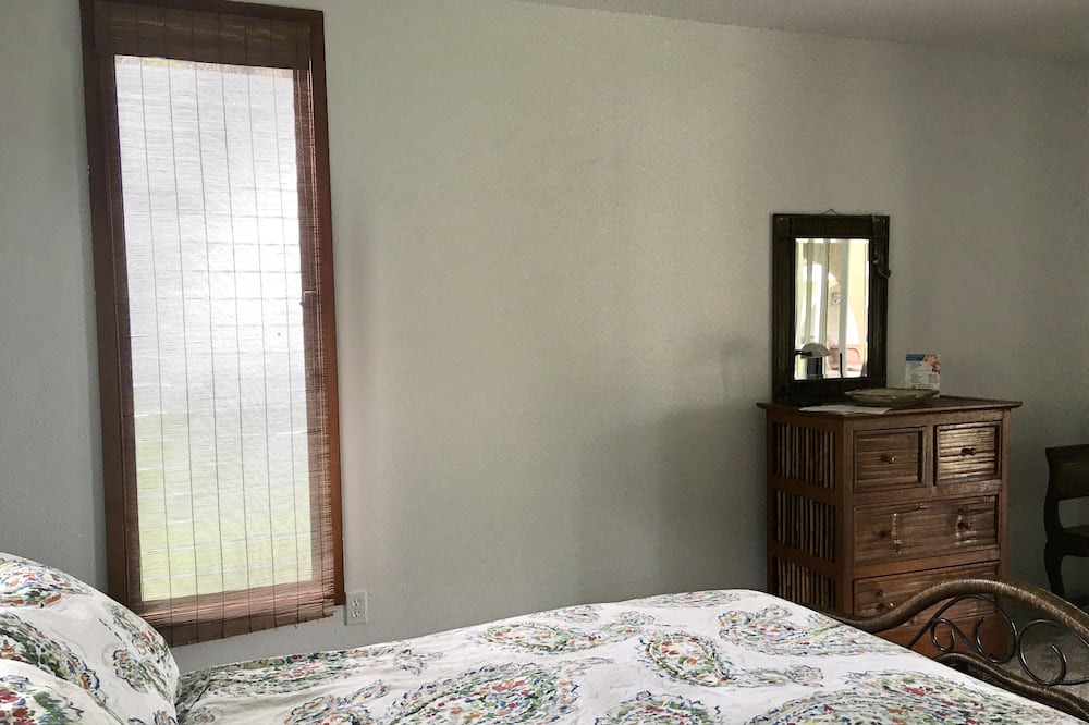 Photo of Bedroom in Honaunau-Napoopoo