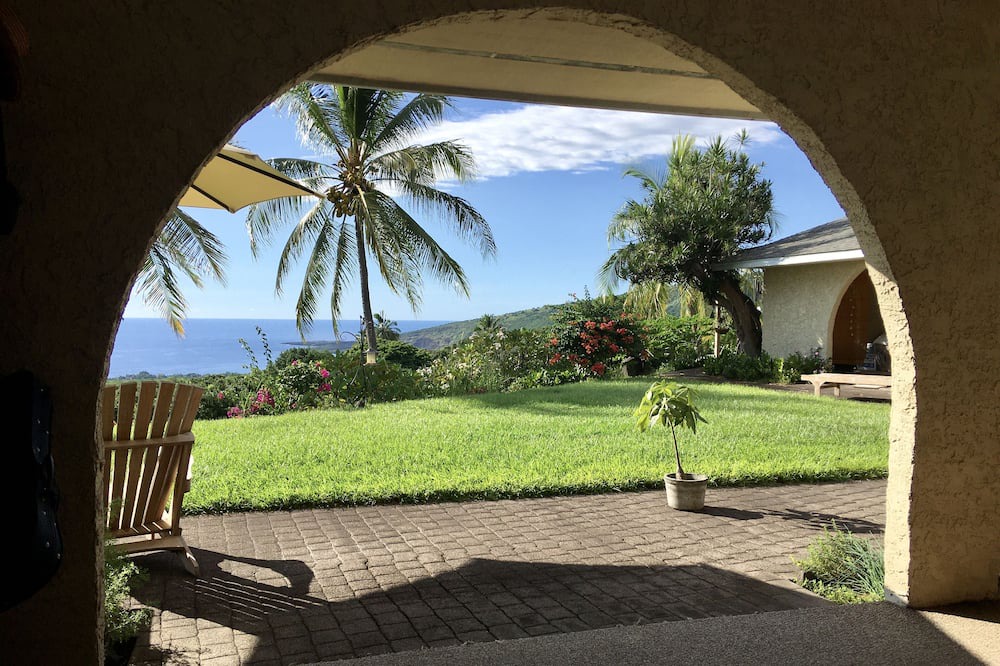 Photo of Bedroom in Honaunau-Napoopoo