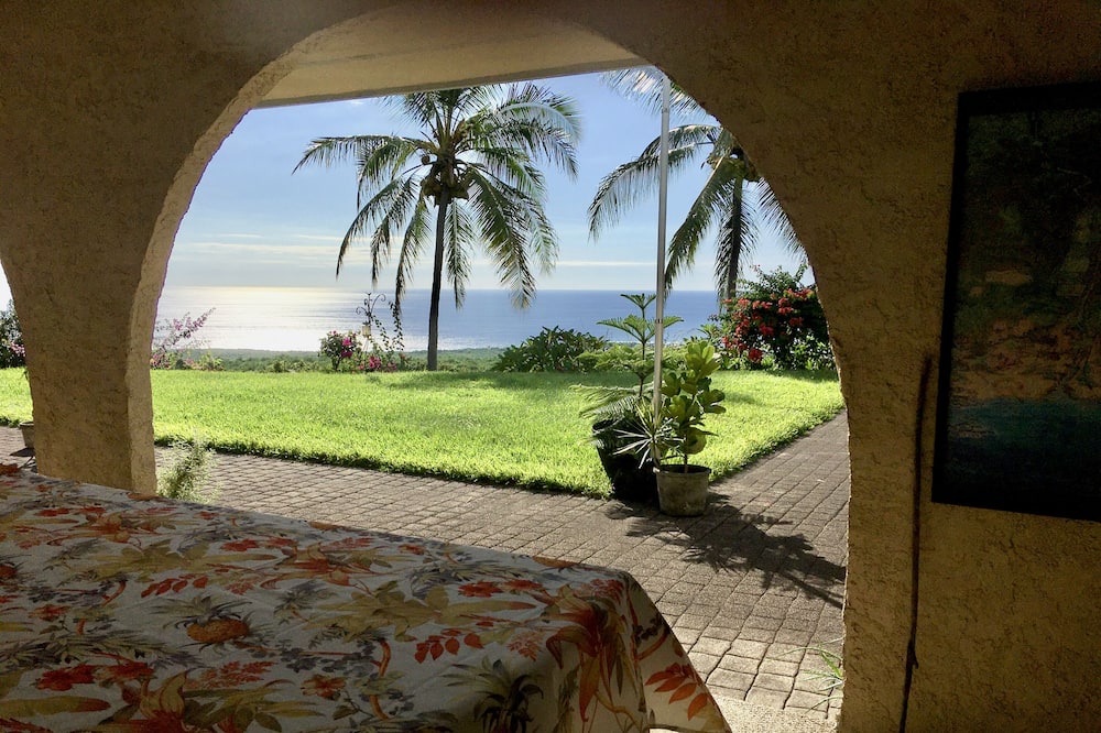 Photo of Bedroom in Honaunau-Napoopoo