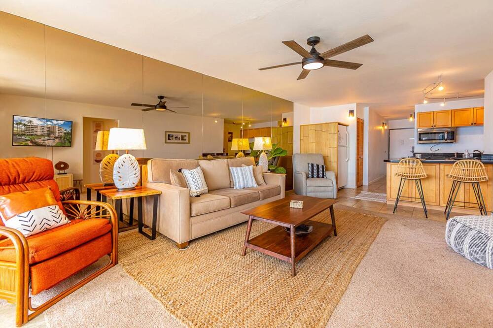Photo of Livingroom in Maalaea