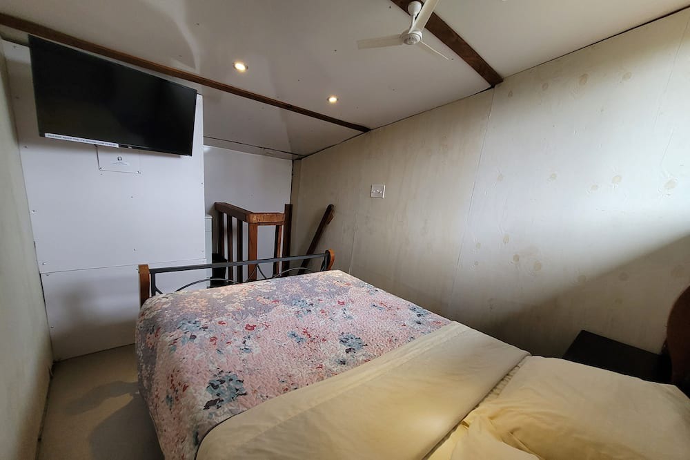 Photo of Bedroom in Pahoa