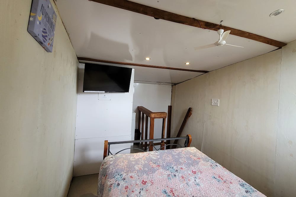 Photo of Bedroom in Pahoa