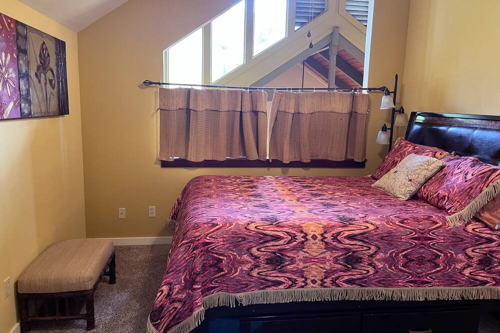 Photo of Bedroom in Waiohinu