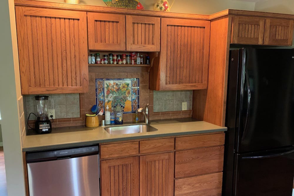 Photo of Kitchen in Waiohinu