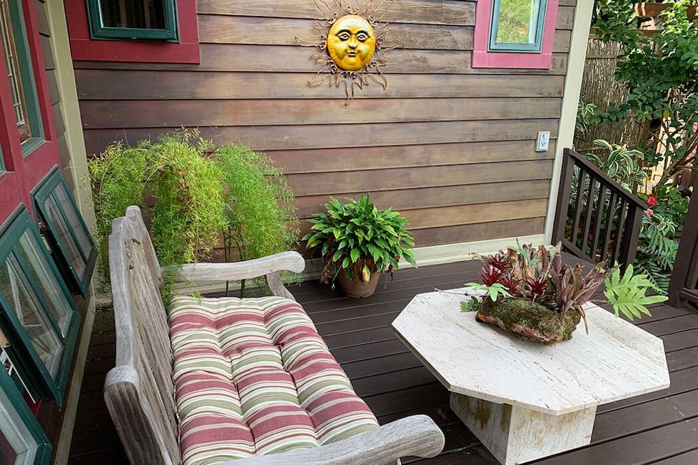 Photo of Patio Balcony in Waiohinu