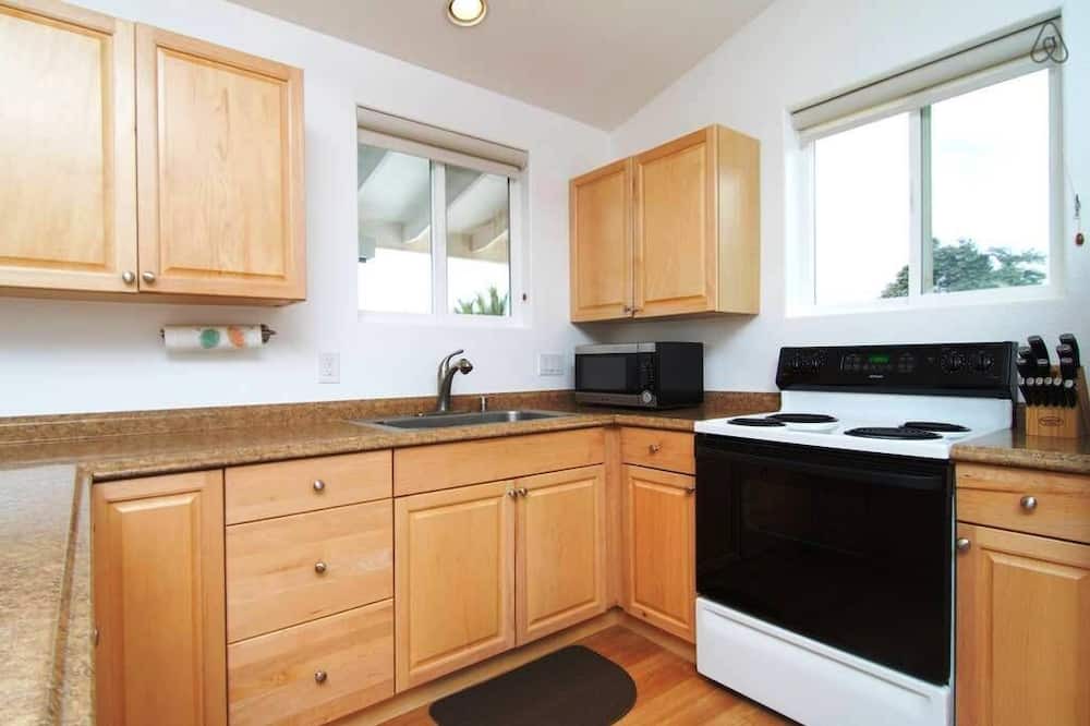 Photo of Kitchen in Pupukea
