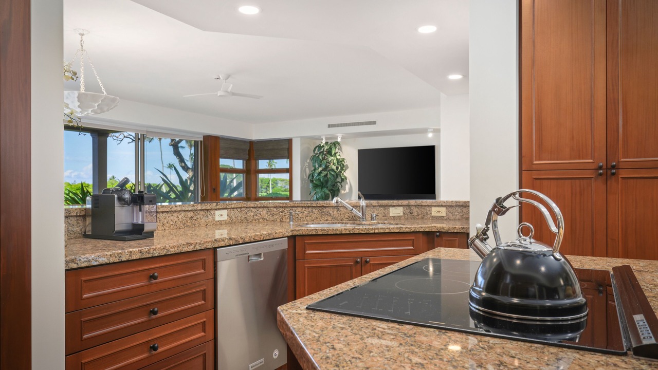 Photo of Kitchen in Kaupulehu