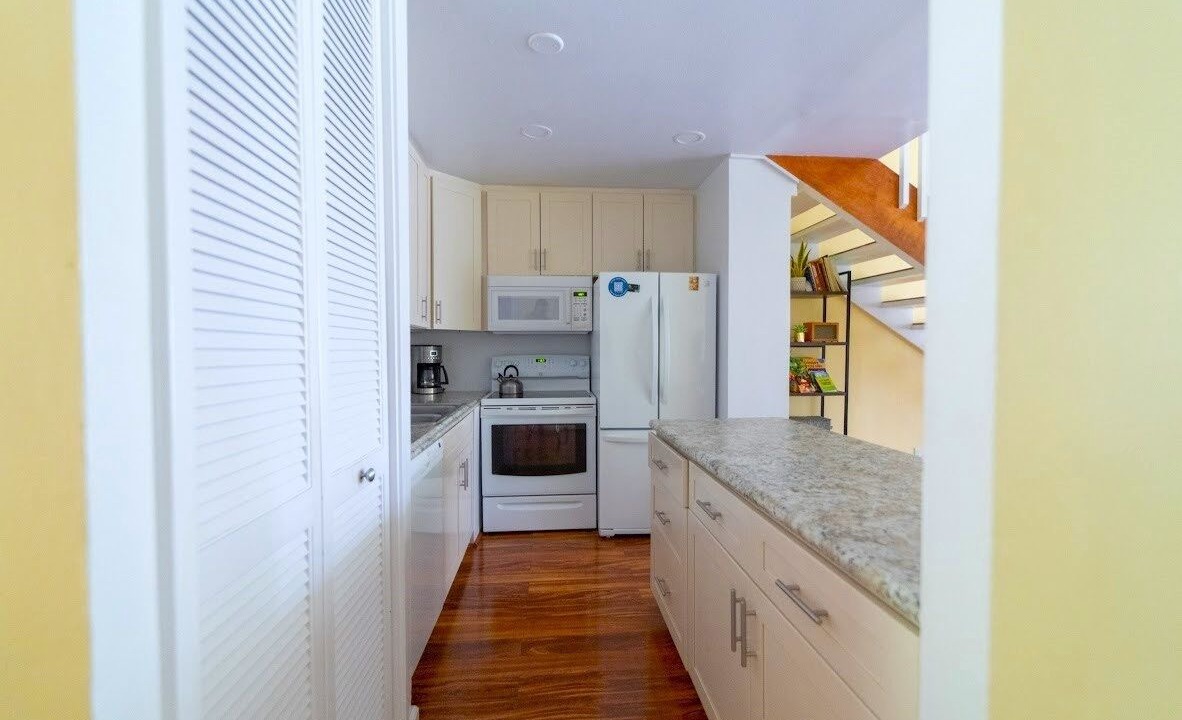 Photo of Kitchen in Kahuku