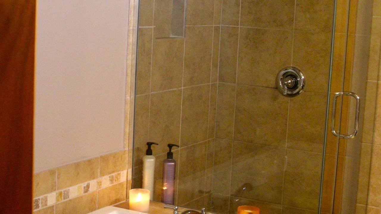 Photo of Bathroom in Volcano