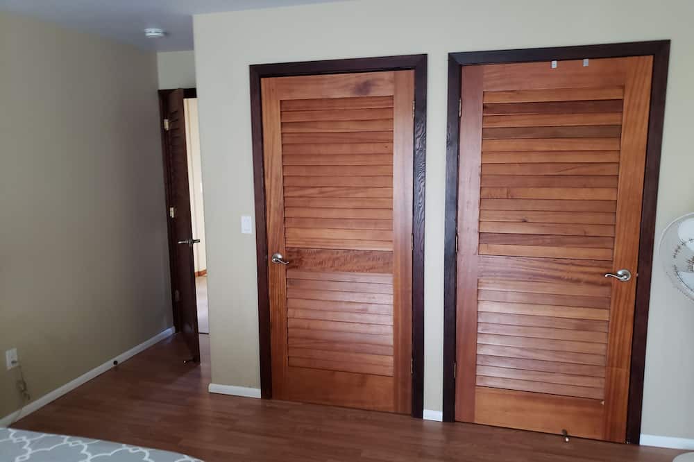 Photo of Bedroom in Pupukea