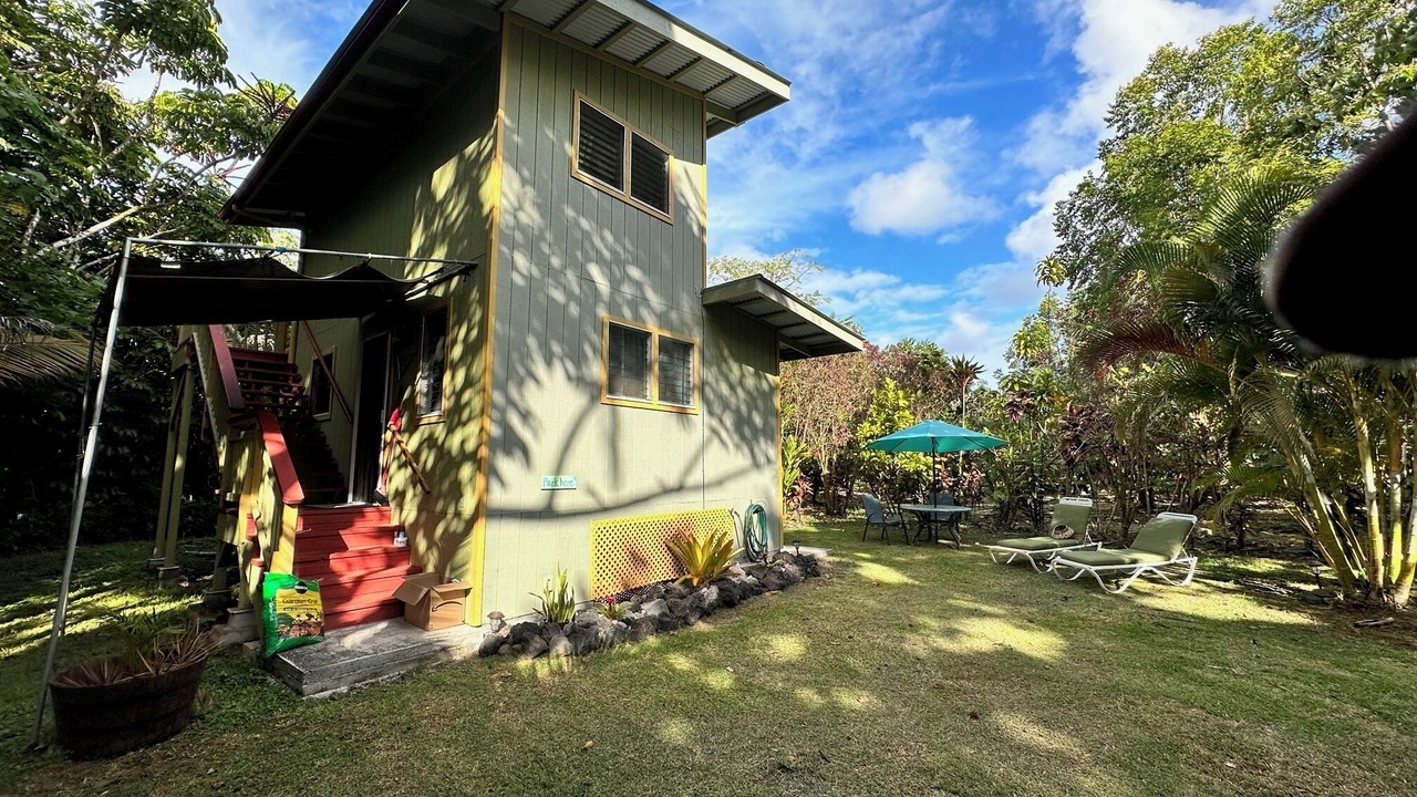 Photo of Outdoor in Waa Waa