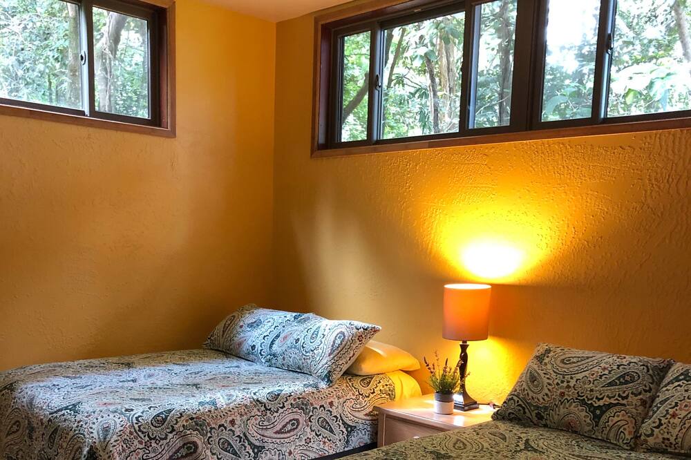 Photo of Bedroom in Punaluu