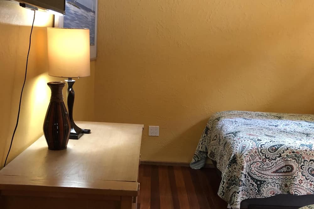Photo of Bedroom in Punaluu