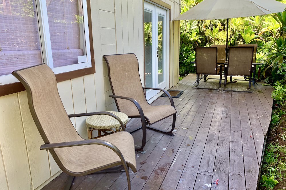 Photo of Patio Balcony in Punaluu