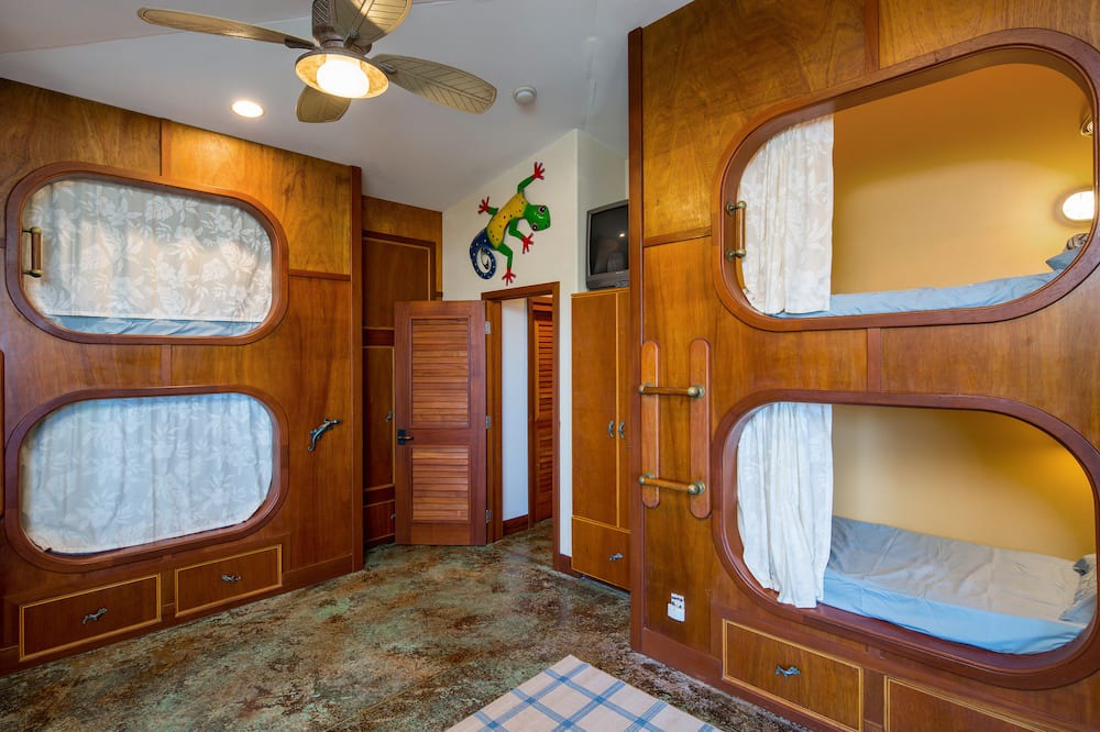 Photo of Bedroom in Pupukea