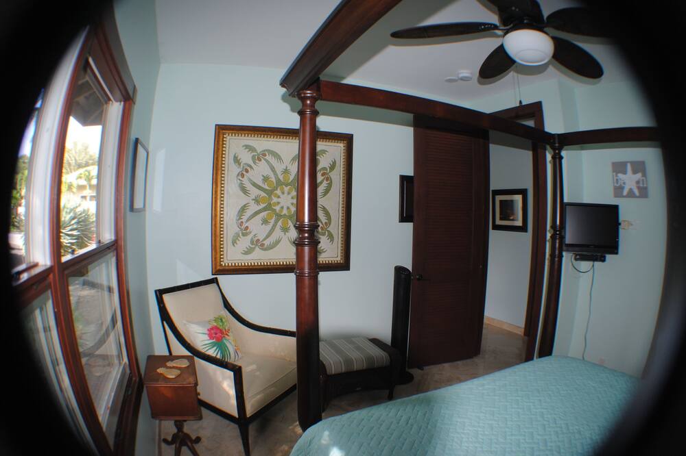 Photo of Bedroom in Discovery Harbour