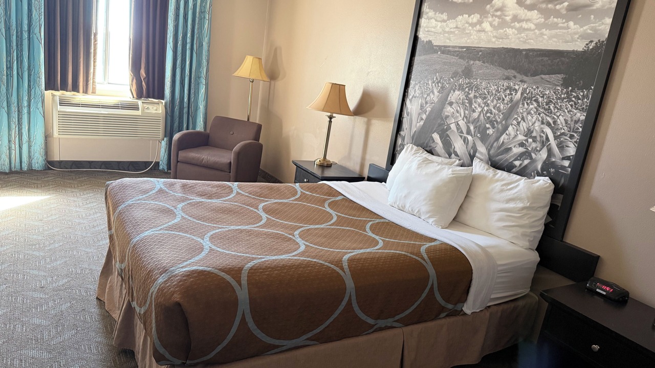 Photo of Bedroom in Dodgeville