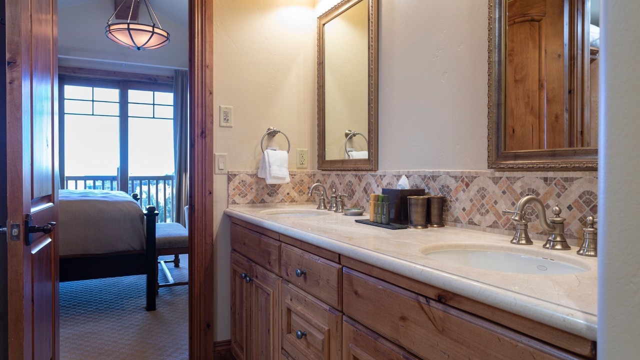 Photo of Bathroom in Empire Pass