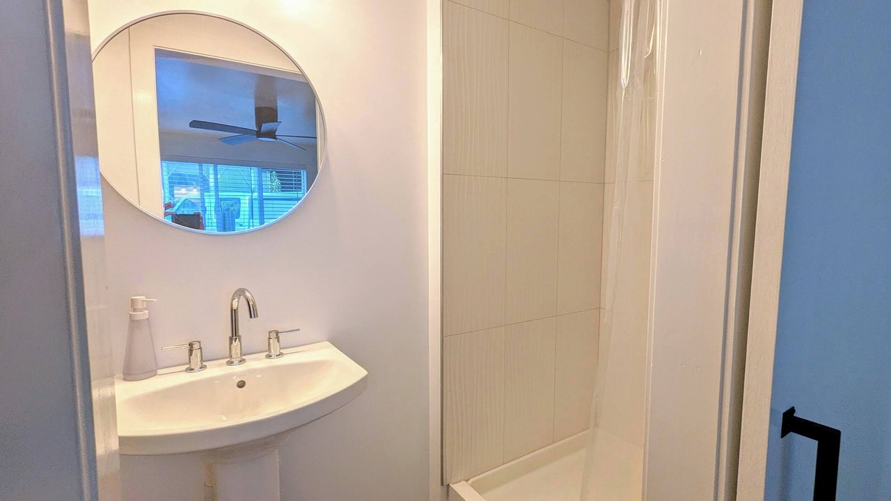 Photo of Bathroom in Kehena Beach Estates