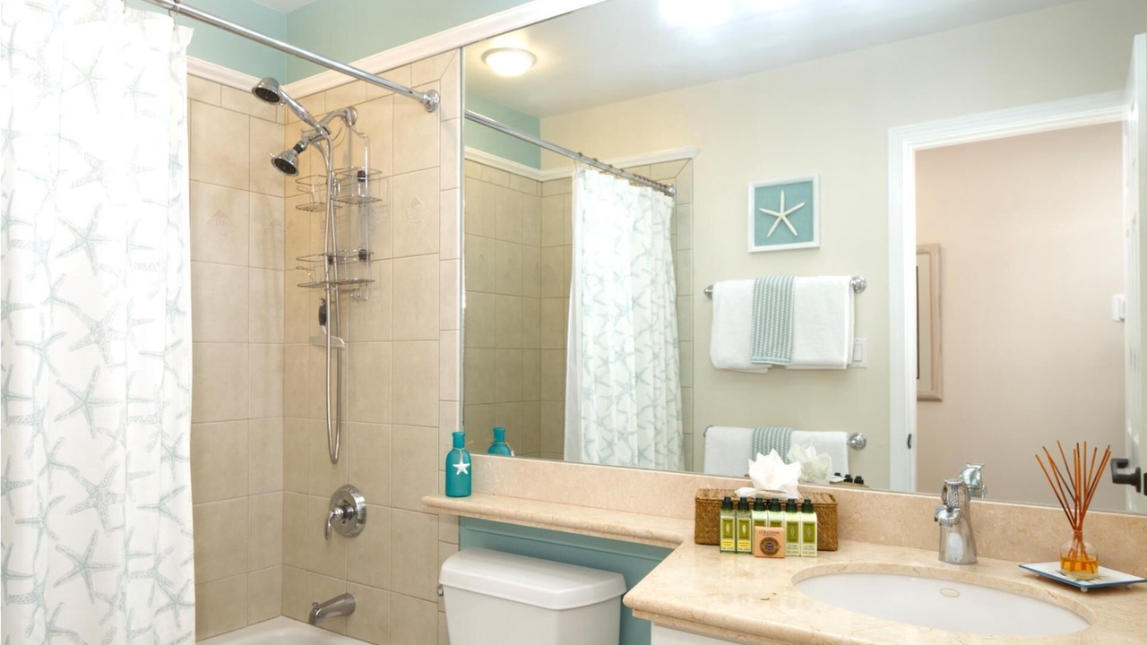 Photo of Bathroom in Waikoloa