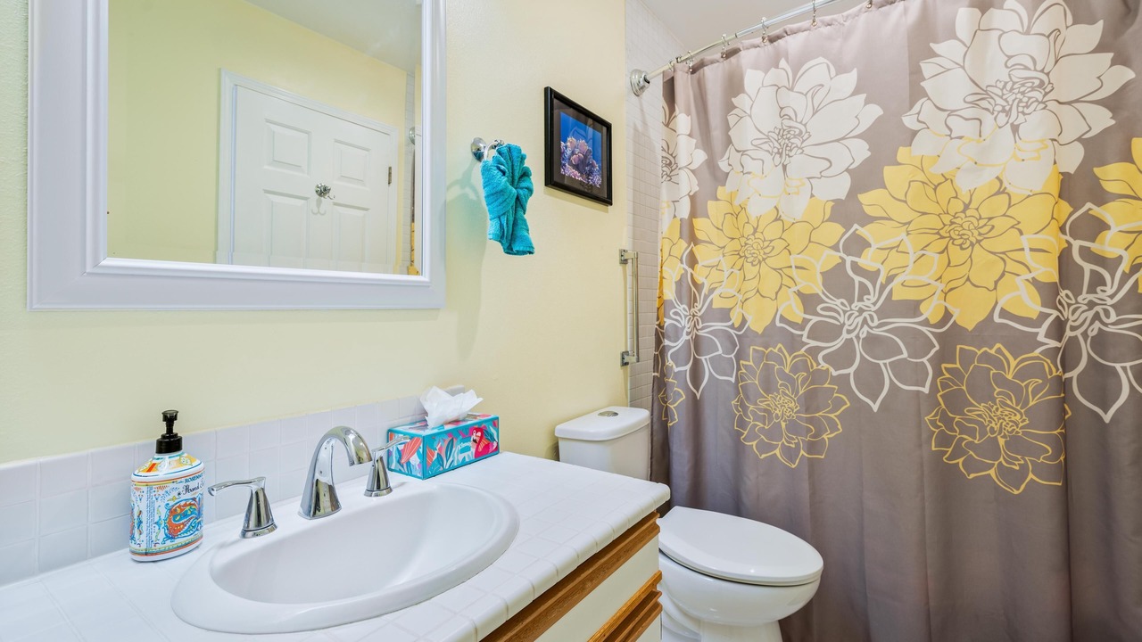 Photo of Bathroom in Keauhou