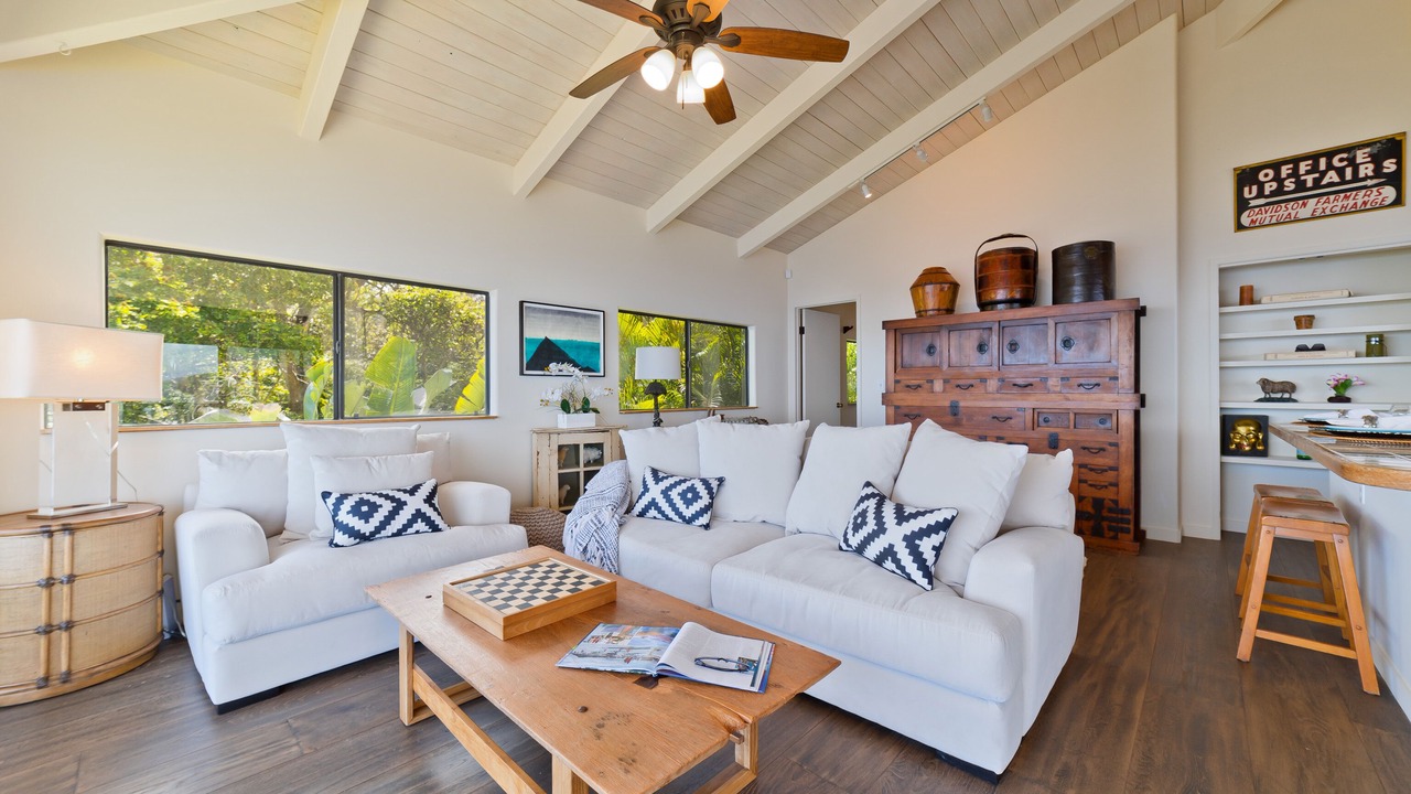 Photo of Livingroom in Kukuihaele