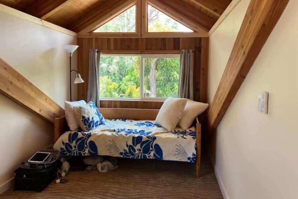 Photo of Bedroom in Kukuihaele