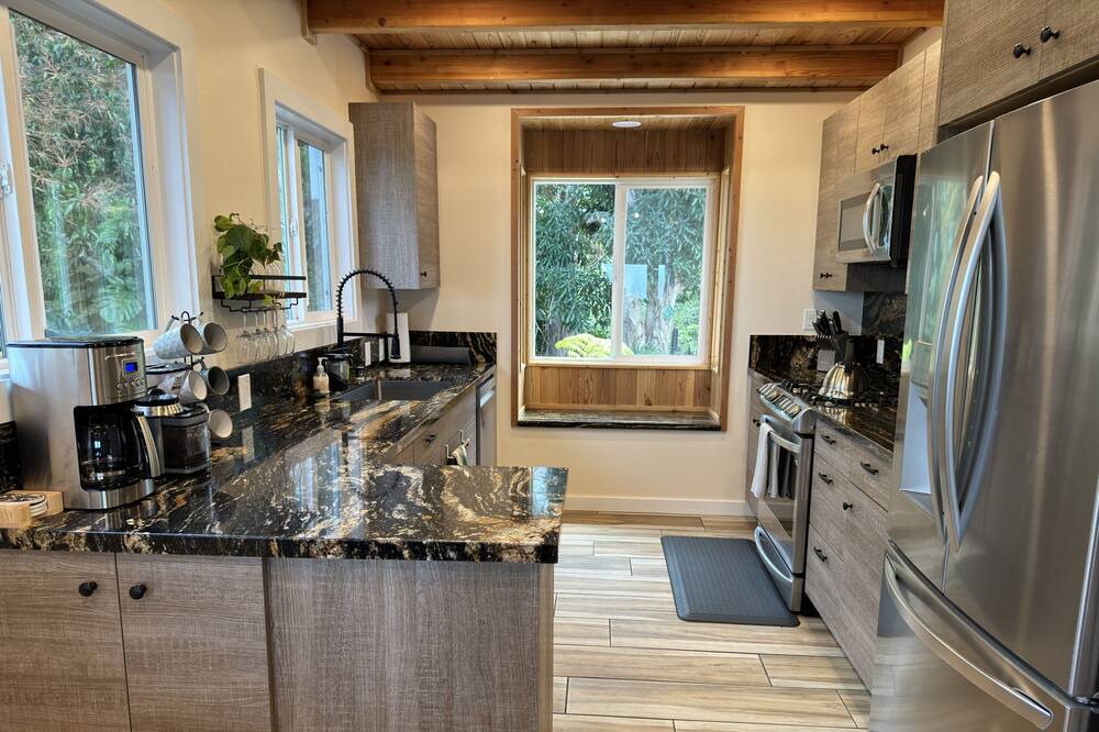 Photo of Kitchen in Kukuihaele