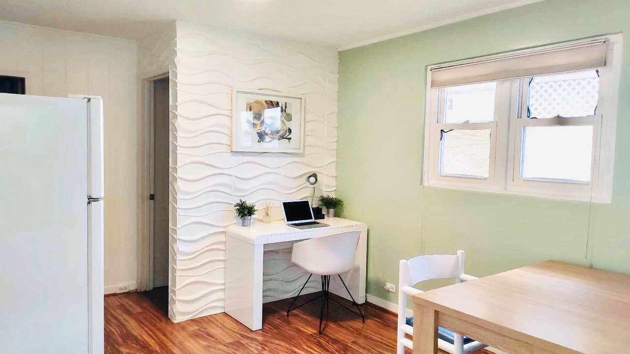 Photo of Livingroom in Waikiki