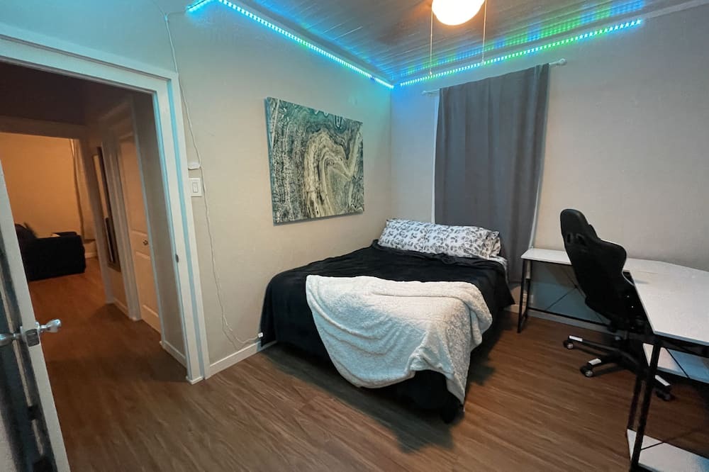 Photo of Bedroom in Honokaa