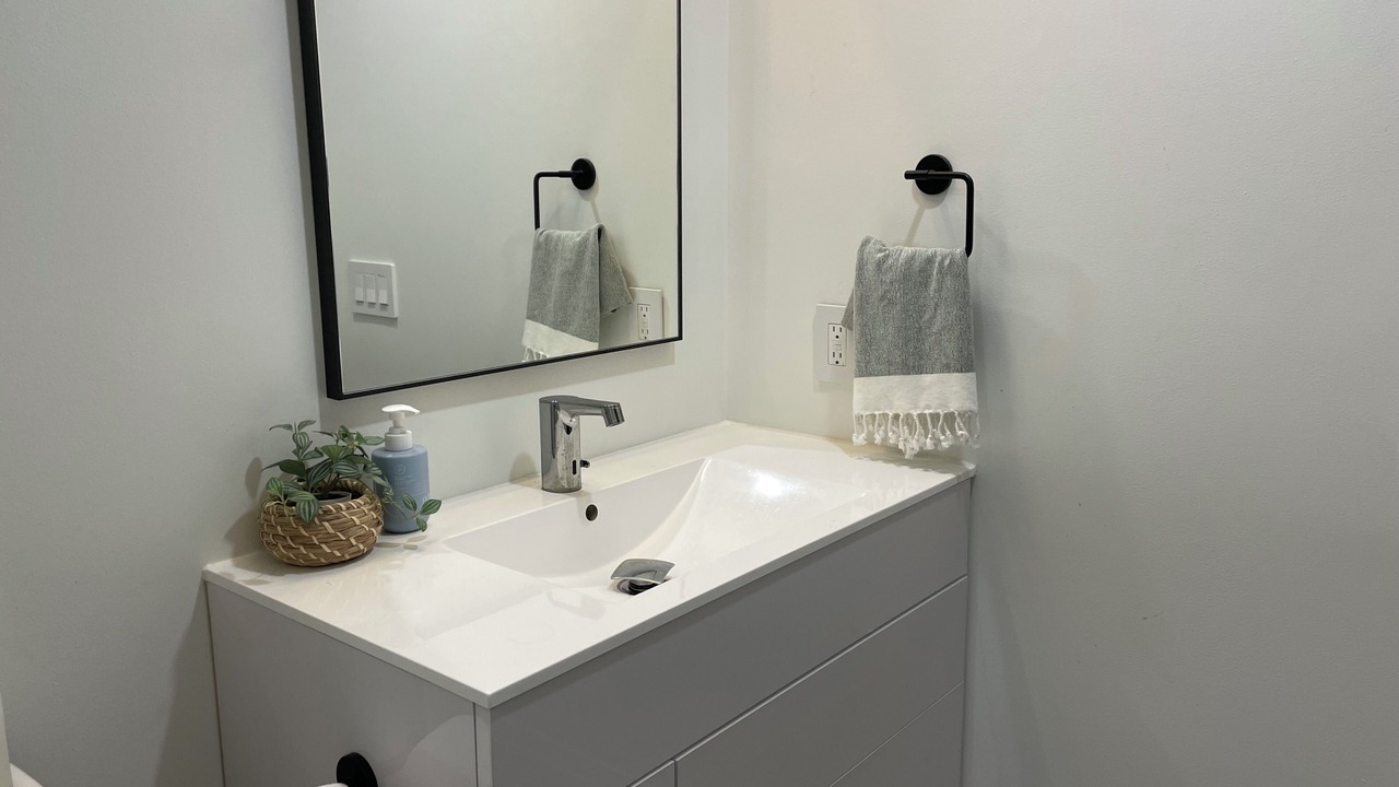 Photo of Bathroom in Central Park South