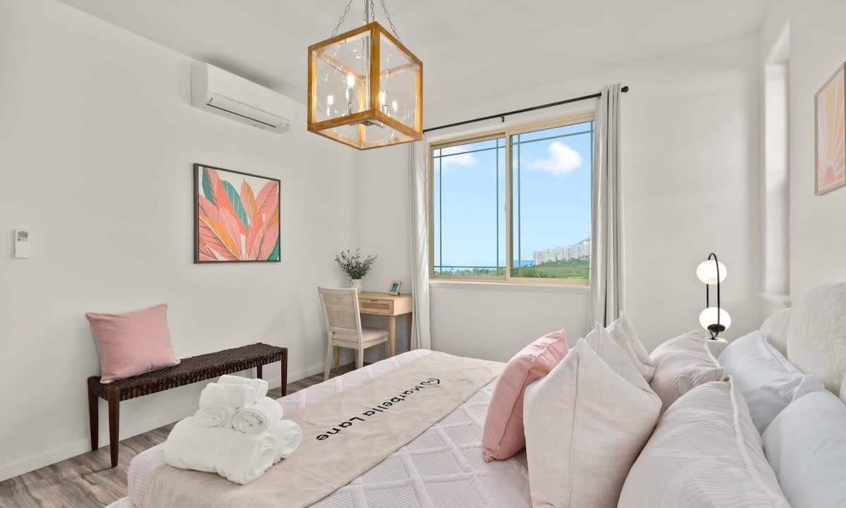 Photo of Bedroom in Makaha Valley